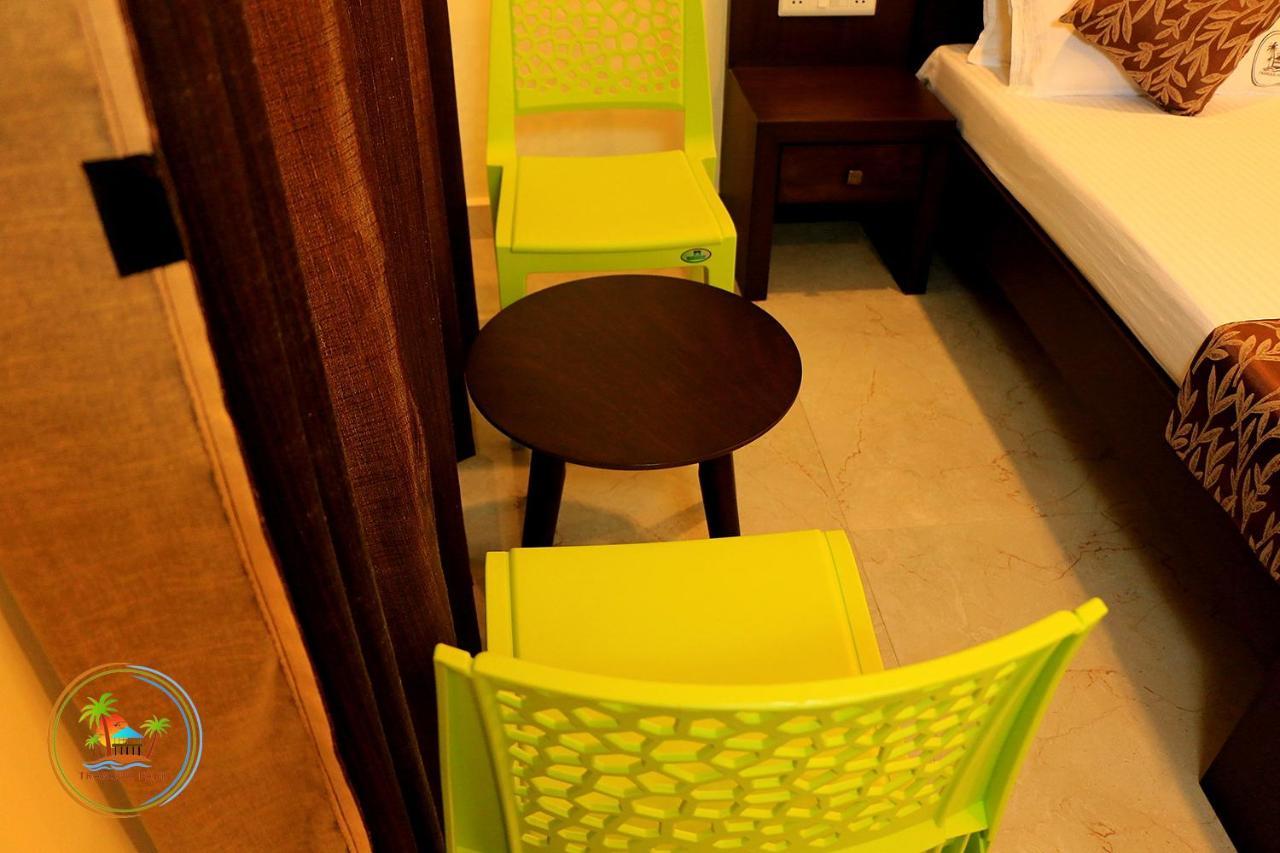 Tranquil Park Hotel Puducherry Eksteriør billede