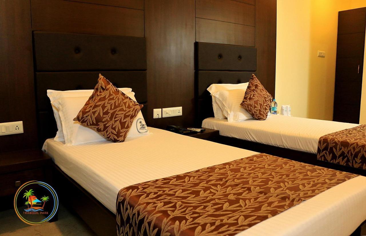 Tranquil Park Hotel Puducherry Eksteriør billede