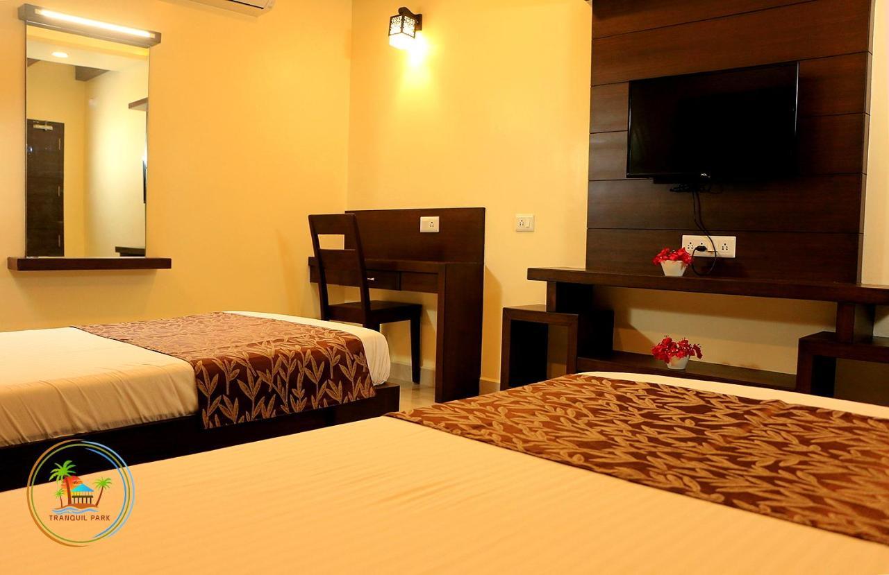 Tranquil Park Hotel Puducherry Eksteriør billede