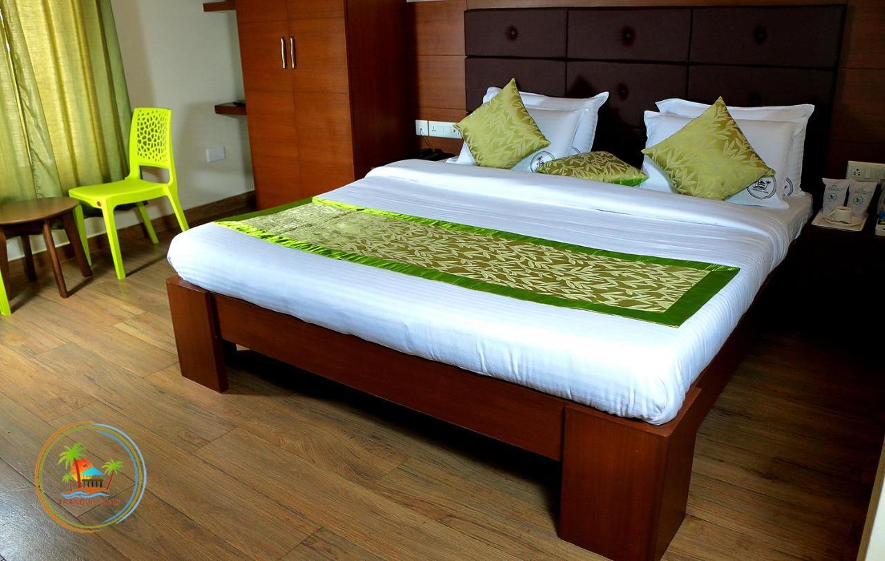 Tranquil Park Hotel Puducherry Eksteriør billede