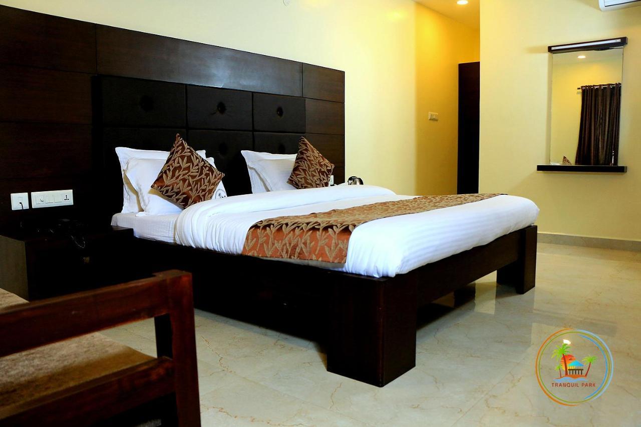Tranquil Park Hotel Puducherry Eksteriør billede